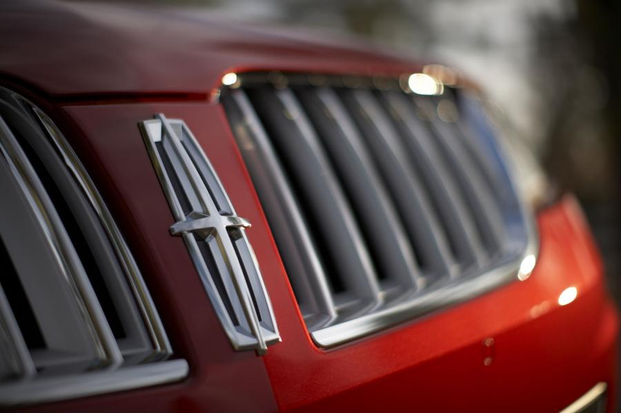  Lincoln MKS 2008 года  (фото 236 из 284)